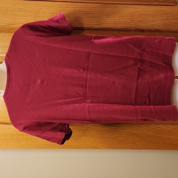 Eddie Bauer V-Neck Top - Picture 2 of 10